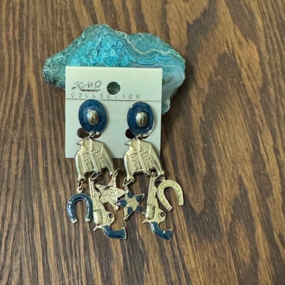 Vintage Southwestern Gold tone Post Earrings with Blue Enamel KMO Collection